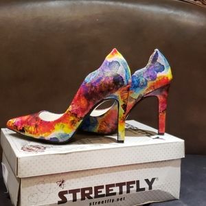 Festive and Funky Pumps from StreetFly sz 38